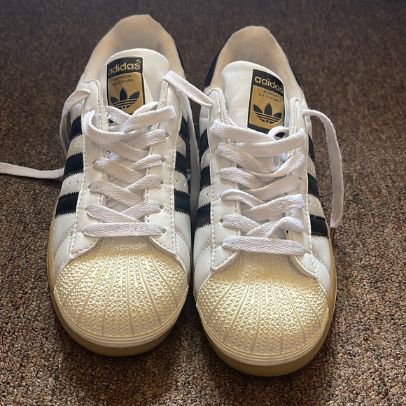 A beautiful adidas size 8 with light good condition - Picture 3 of 7